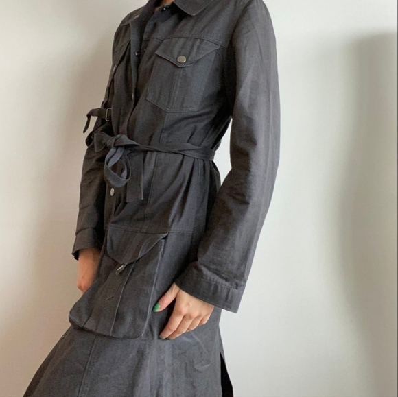 Utility Trench Coat long. Vintinage item. Great condition. Fits medium to large. - Picture 2 of 5